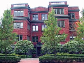 921 11th Ave E Unit 4 Unit 4 Seattle WA 98102