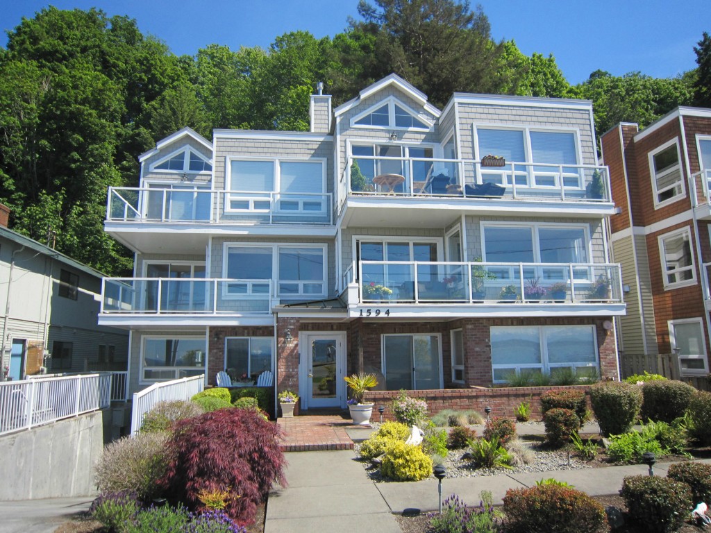 1594 Alki Ave SW Unit 201 Unit 201 Seattle WA 98116