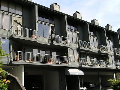 2030 13th Ave W Unit 203 Unit 203 Seattle WA 98119