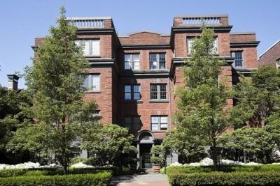 921 11th Ave E Unit 2 Unit 2 Seattle WA 98102