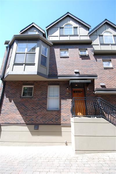 1825 10th Ave W Unit D Unit D Seattle WA 98119