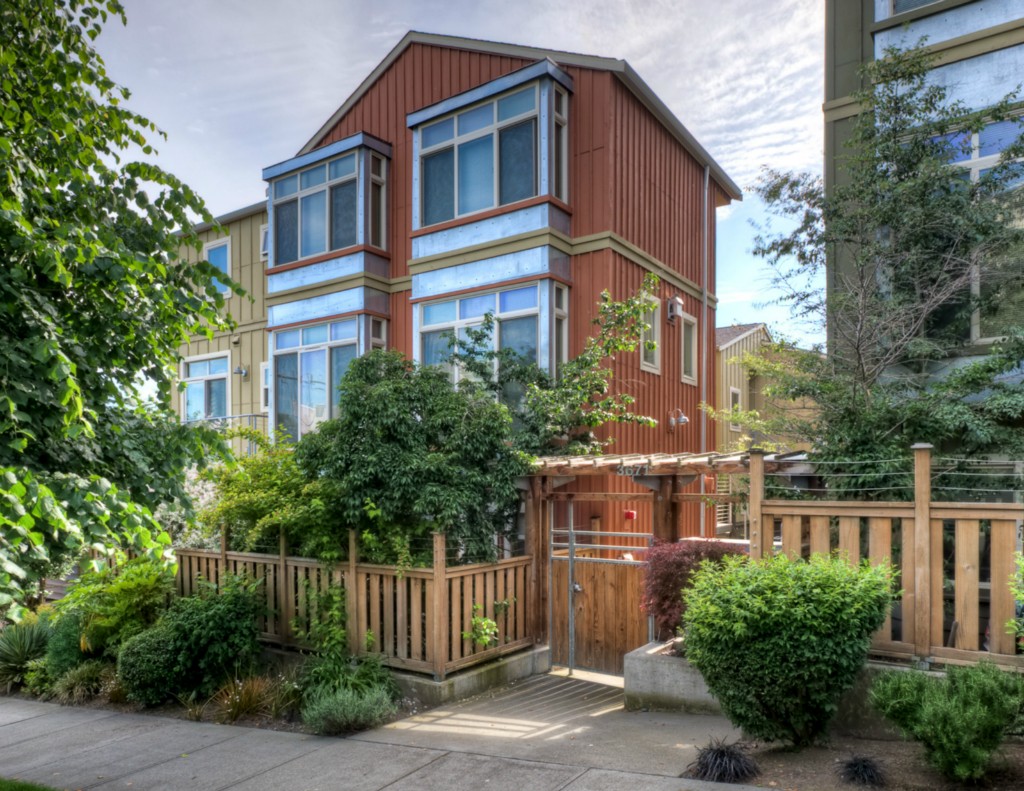 3671 Dayton Ave N Unit 11 Unit 11 Seattle WA 98103