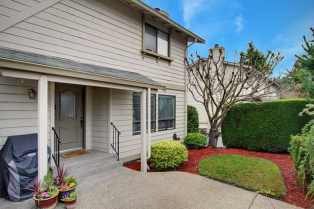 12520 SE 30th St Unit C3 Unit C3 Bellevue WA 98005