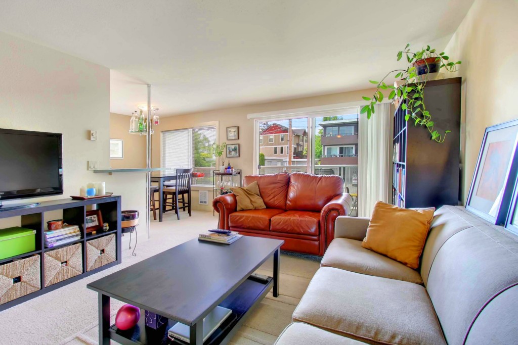 4310 Dayton Ave N Unit 203 Unit 203 Seattle WA 98103