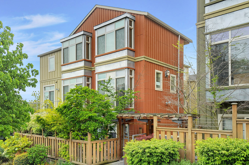 3671 Dayton Ave N Unit 6 Unit 6 Seattle WA 98103