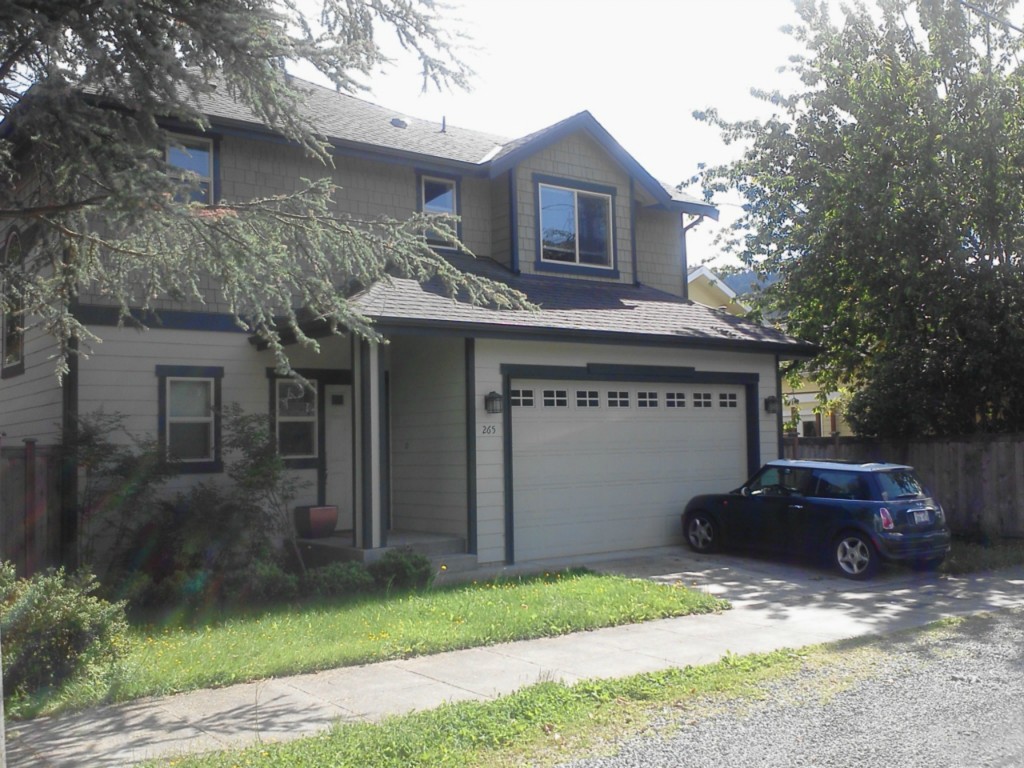 265 SE Bush St Unit B Unit B Issaquah WA 98027