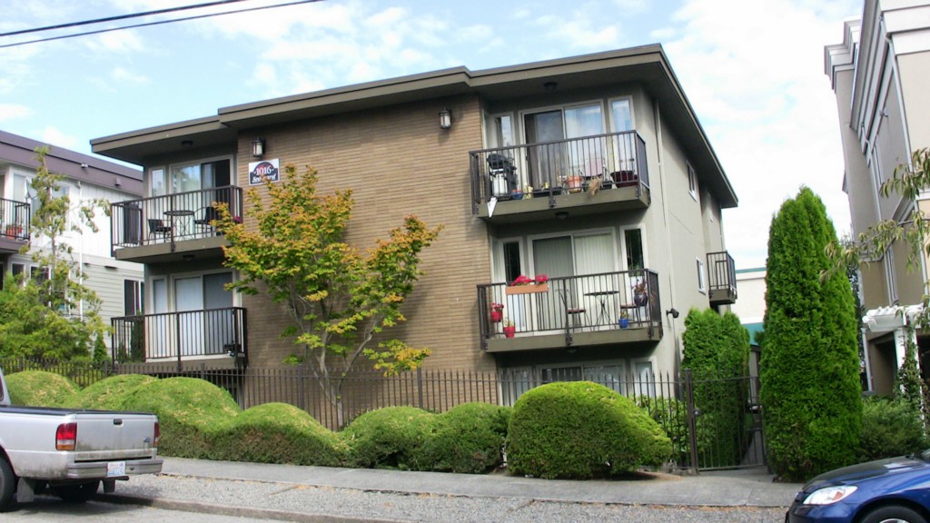 1016 6th Ave N Unit 302 Unit 302 Seattle WA 98109