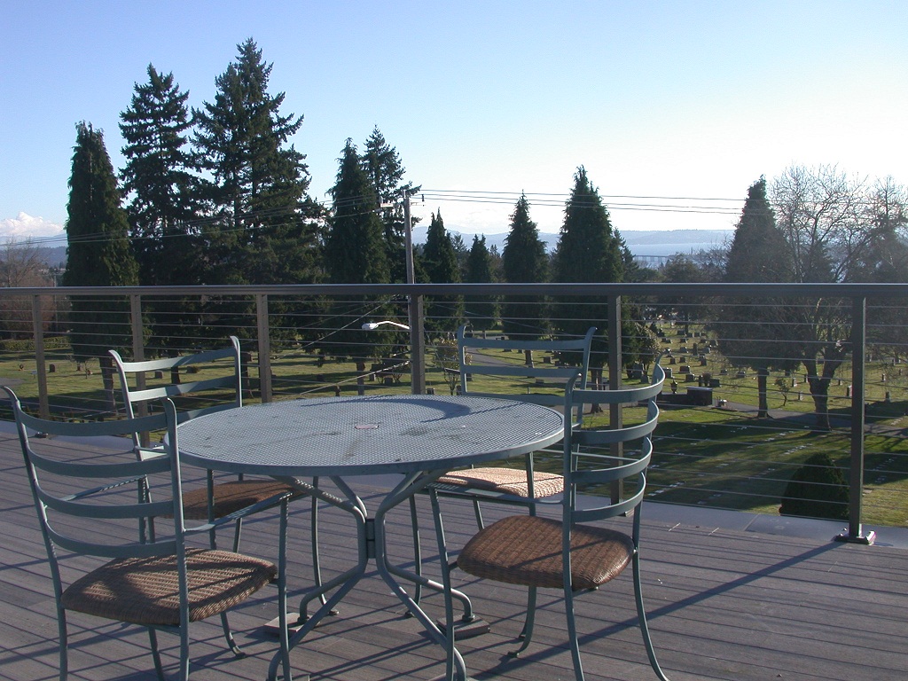 5506 33rd Ave NE Seattle WA 98105