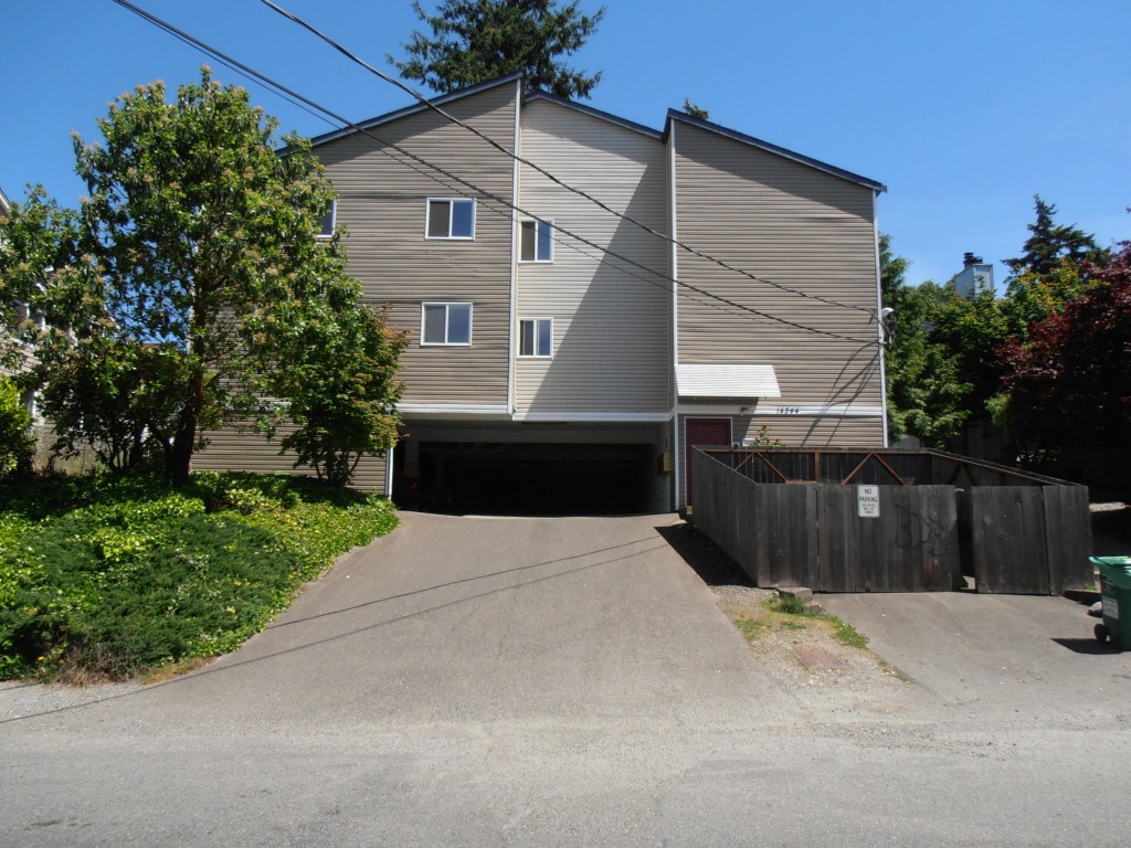 14344 Stone Ave N Unit 32 Unit 32 Seattle WA 98133