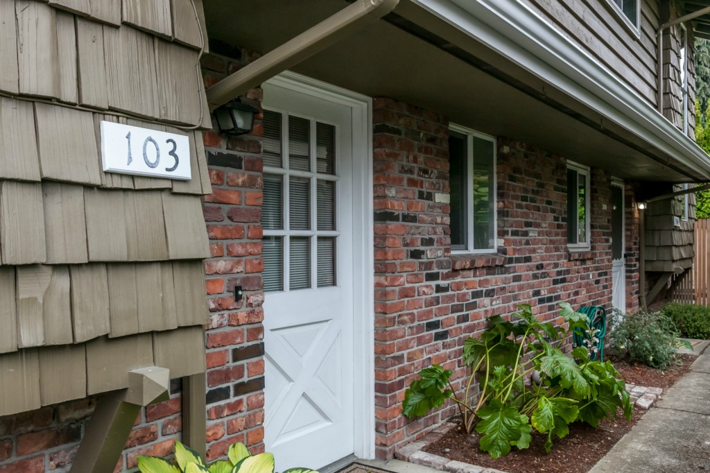 21120 77th Pl W Unit 103 Unit 103 Edmonds WA 98026