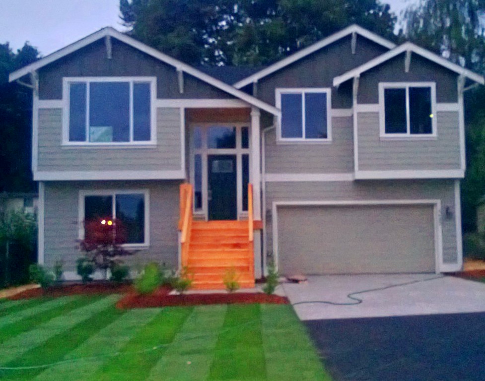 4652 S Cooper St Unit  Seattle WA 98118
