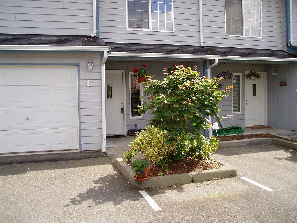 2436 I St NE Unit C Unit C Auburn WA 98002