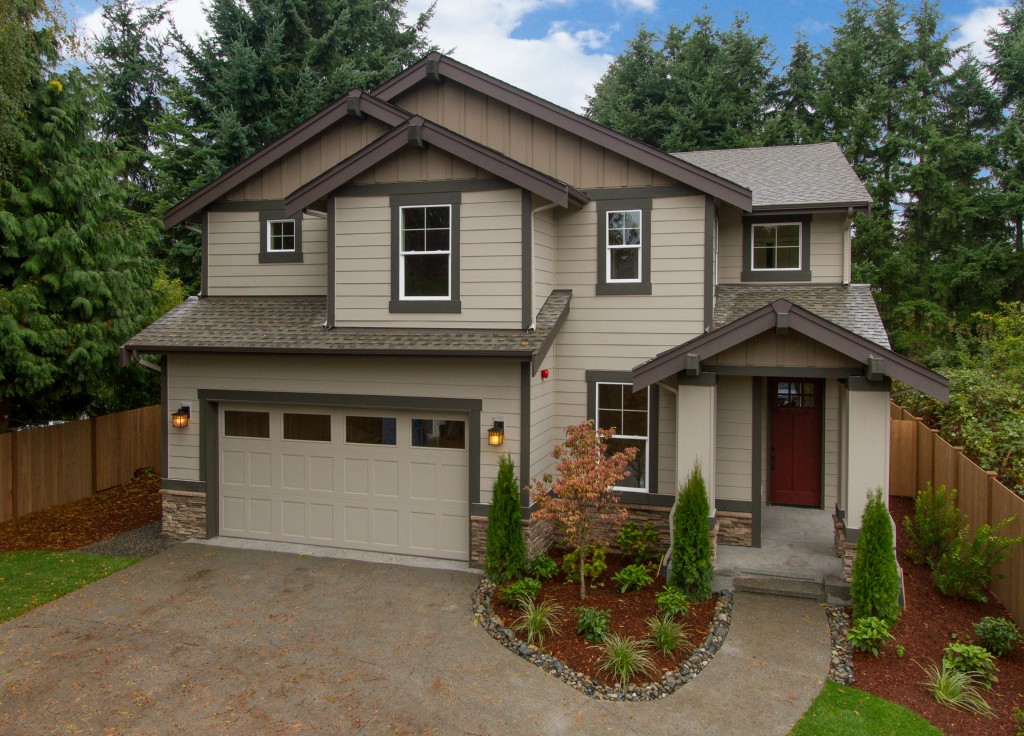 12020 NE 73rd St Unit  Kirkland WA 98033