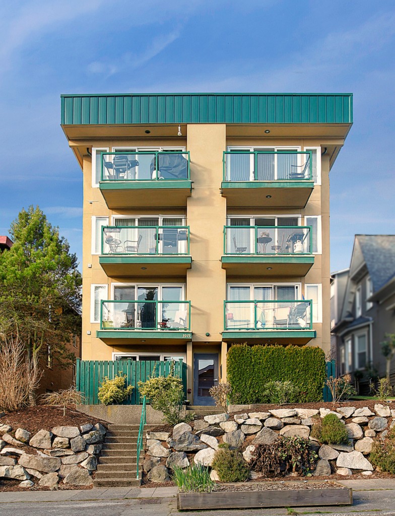 3919 Whitman Ave N Unit 102 Unit 102 Seattle WA 98103