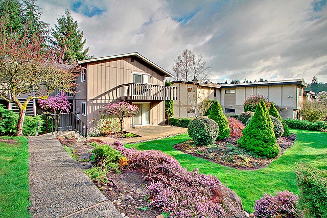 10000 SE 6th St Unit B1 Unit B1 Bellevue WA 98004