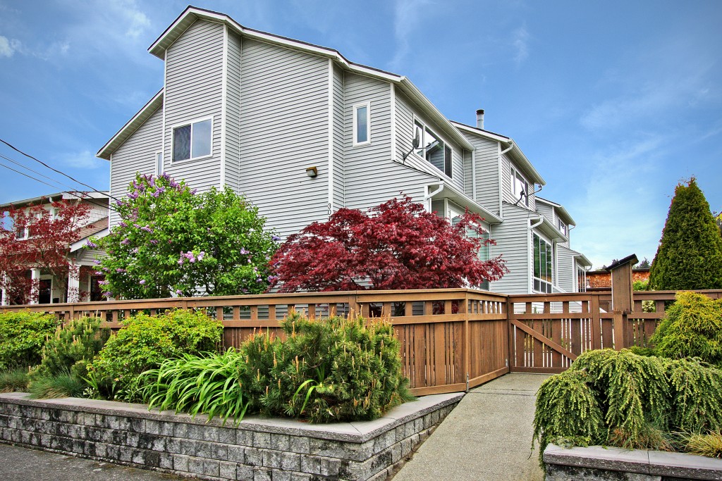 3018 62nd Ave SW Unit 4 Unit 4 Seattle WA 98116