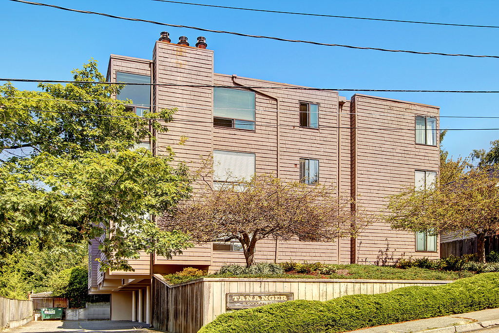 1404 W Boston St Unit 202 Unit 202 Seattle WA 98119