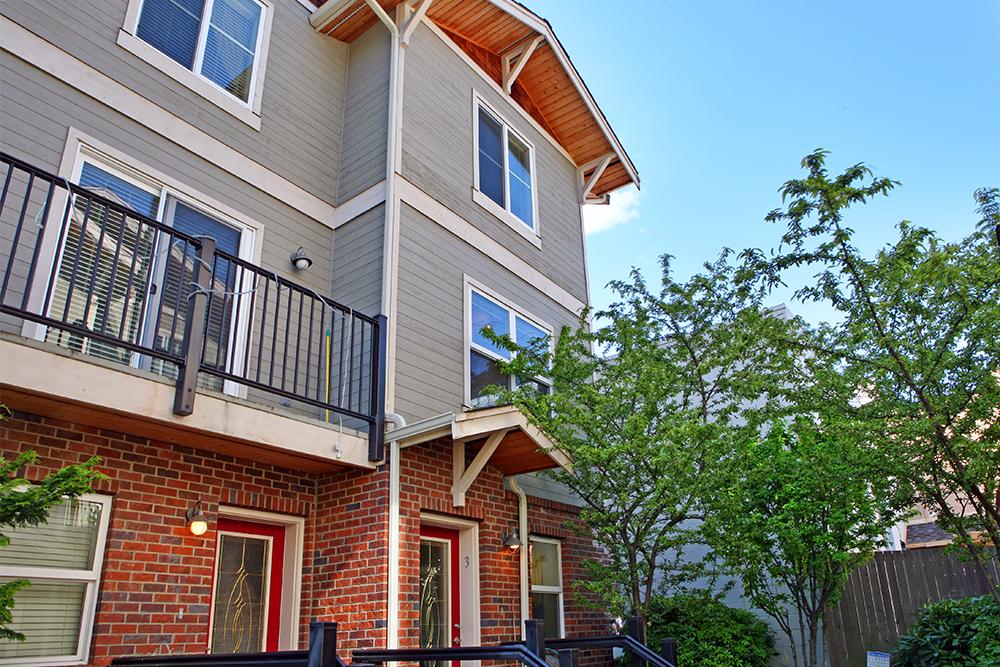809 Taylor Ave N Unit 3 Unit 3 Seattle WA 98109