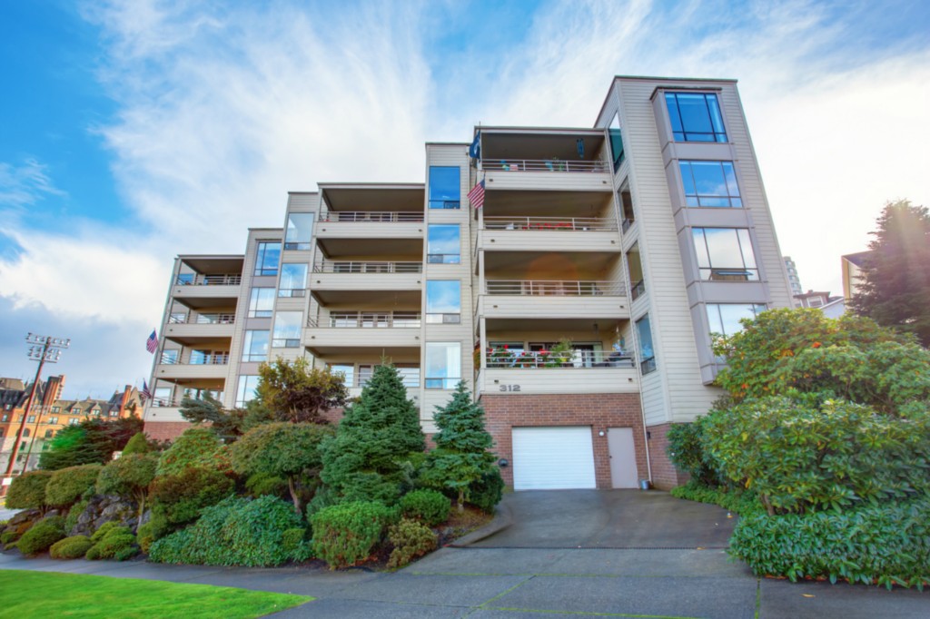 312 N Stadium Way Unit 102 Unit 102 Tacoma WA 98403