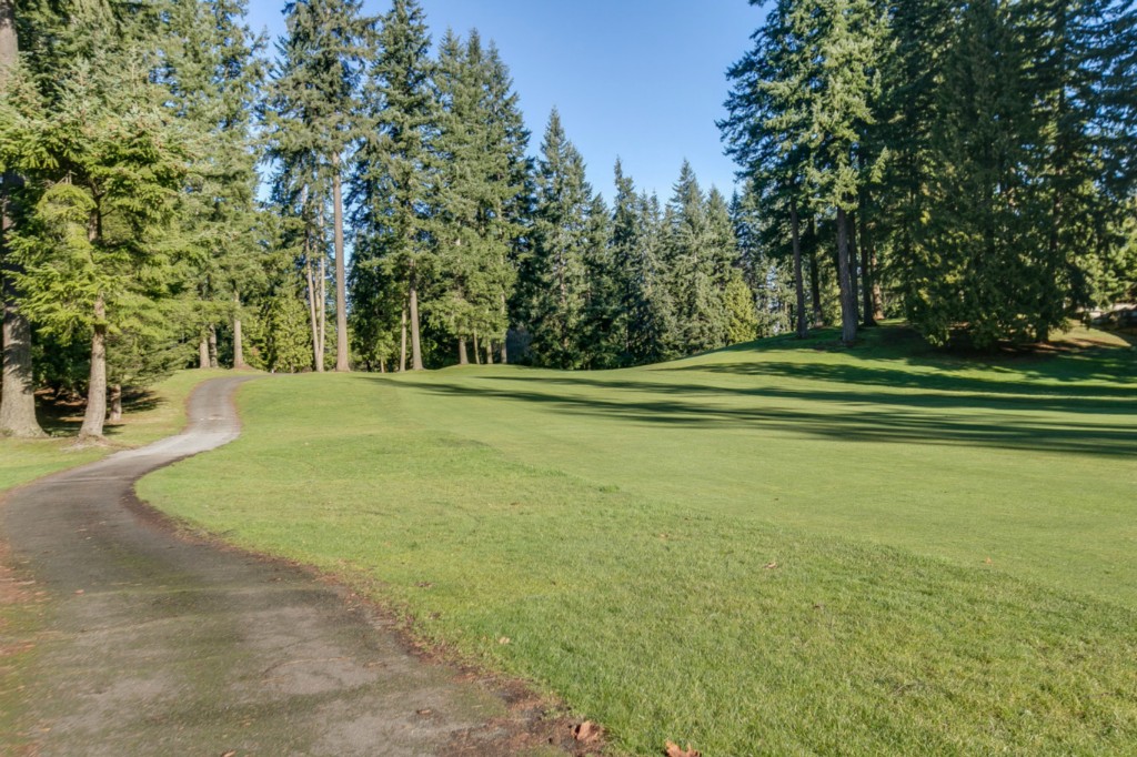 15825 Village Green Dr Unit 4 Unit 4 Mill Creek WA 98012
