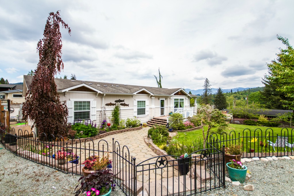 22893 Commercial St WA 98274 Unit  Lake McMurray WA 98274