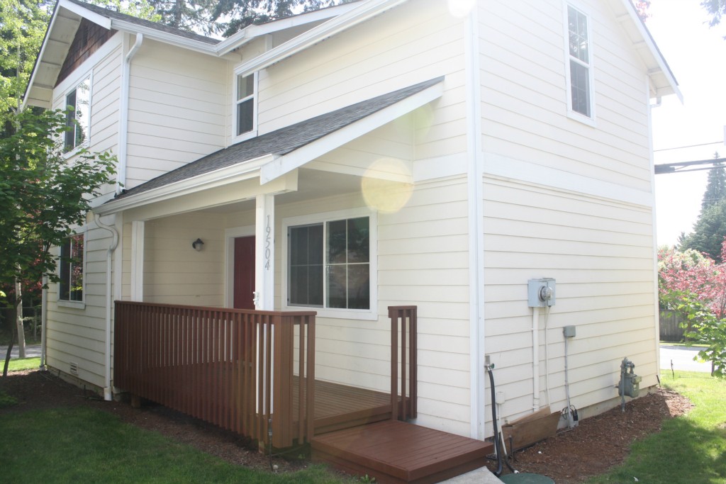 19504 8th Ave NW Shoreline WA 98177