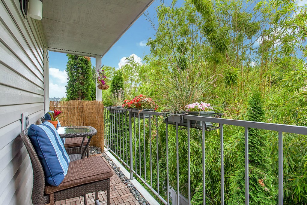 727 N 85th St Unit 202 Unit 202 Seattle WA 98103