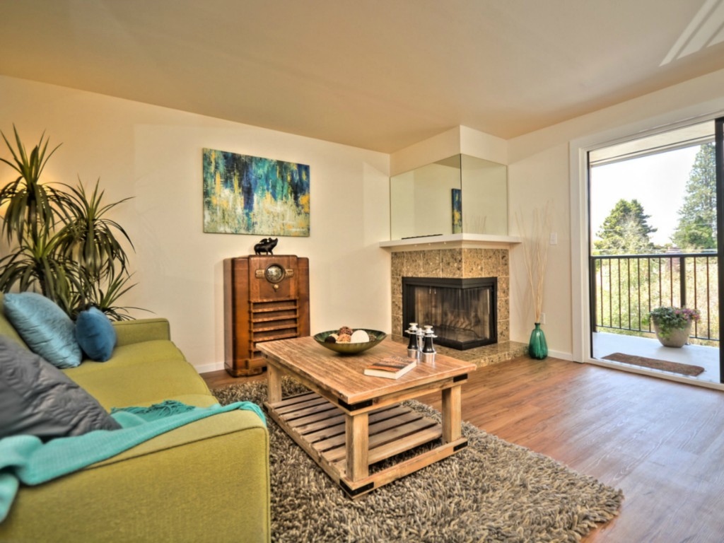 11239 Greenwood Ave N Unit 103 Unit 103 Seattle WA 98133