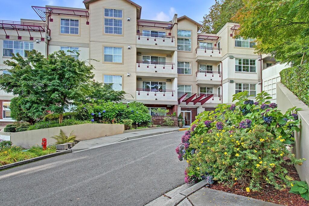 7549 SE 29th St Unit 104 Unit 104 Mercer Island WA 98040
