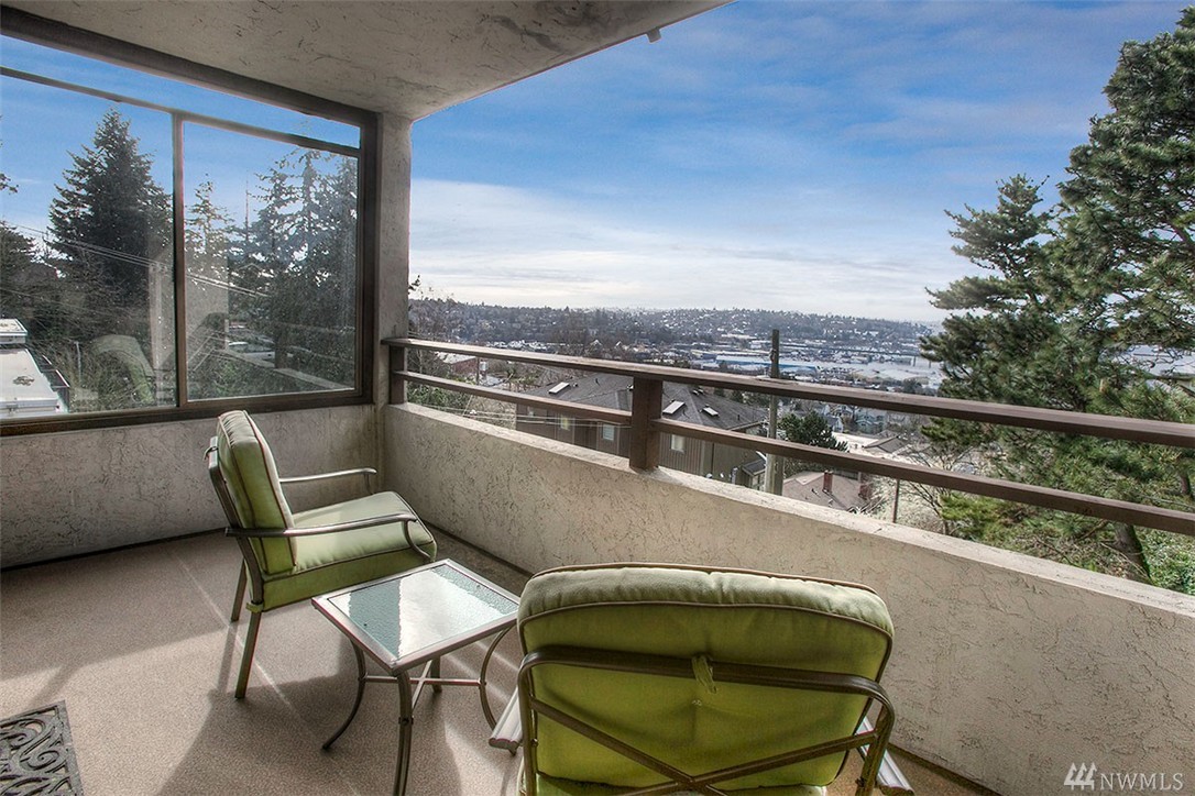 135 N 46th St Unit 301 Unit 301 Seattle WA 98103