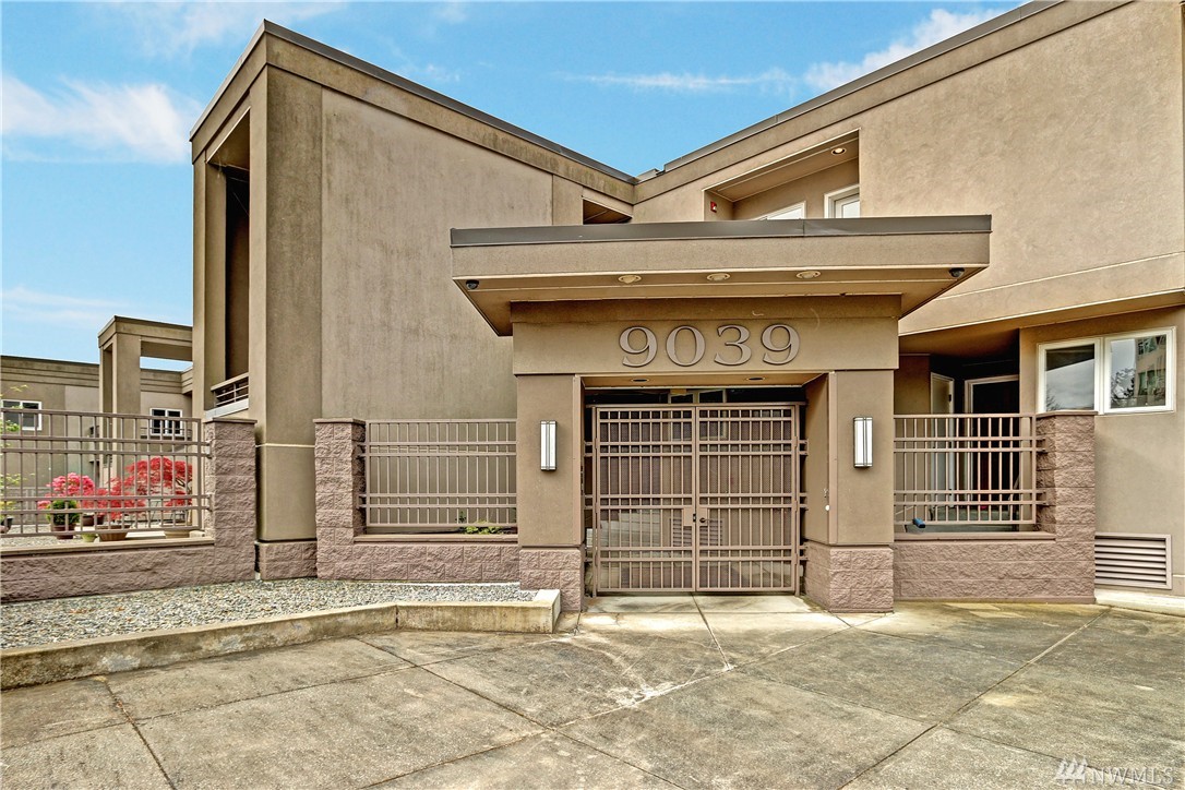 9039 NE Juanita Dr Unit 304 Unit 304 Kirkland WA 98034