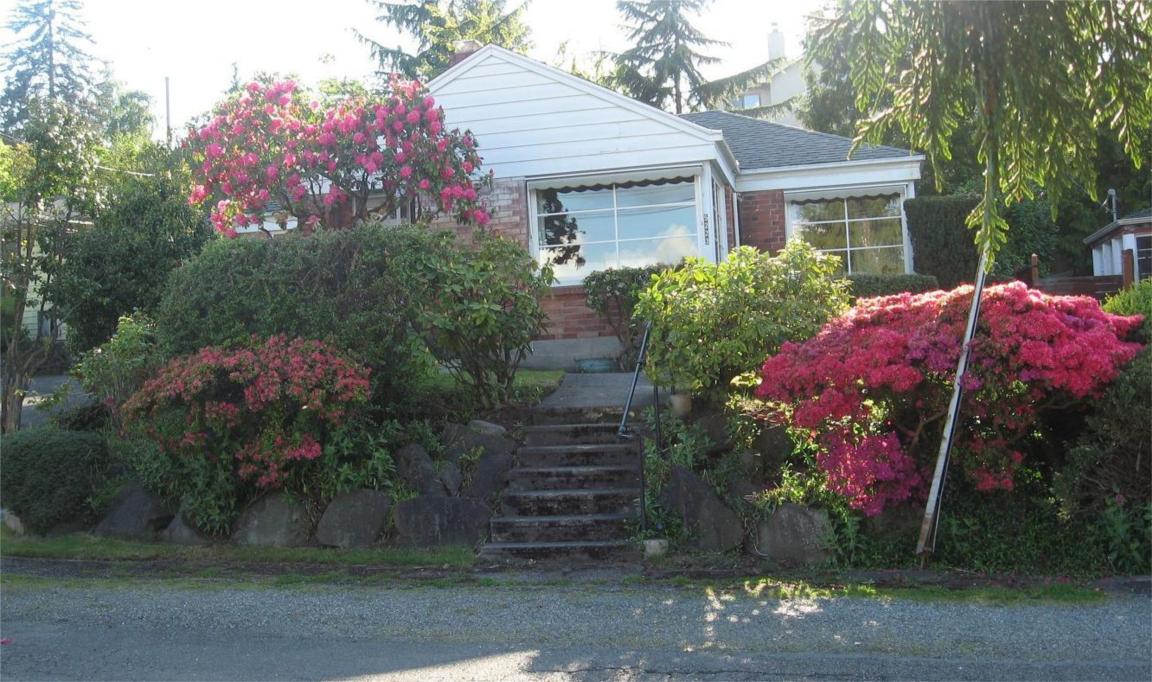 5223 56th Ave S Unit  Seattle WA 98118