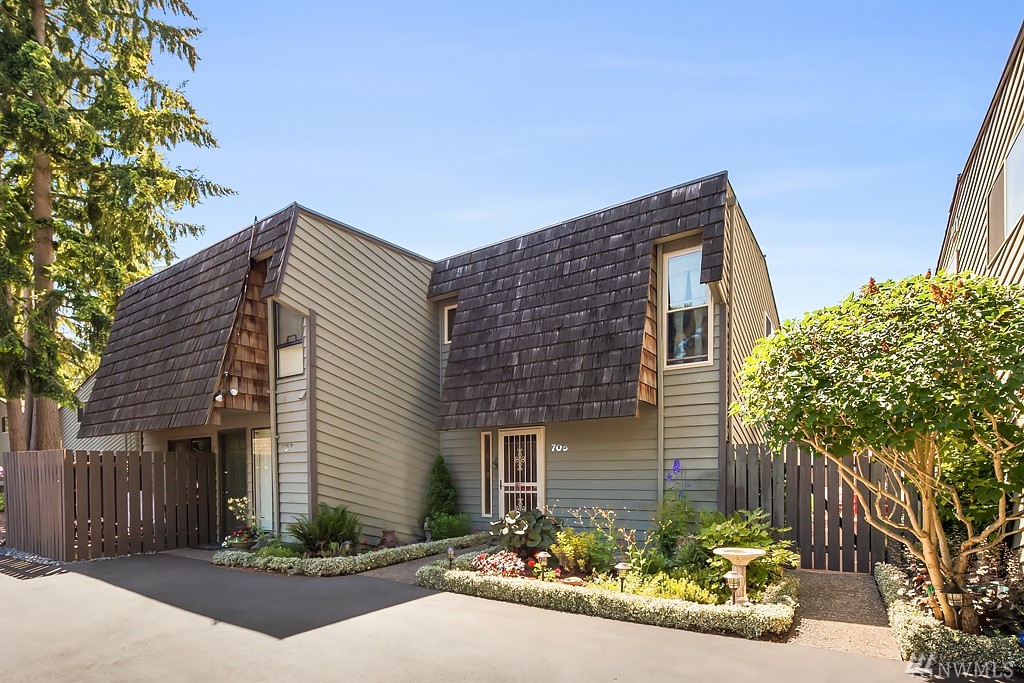 720 141st Ln SE Unit 705 Unit 705 Bellevue WA 98007