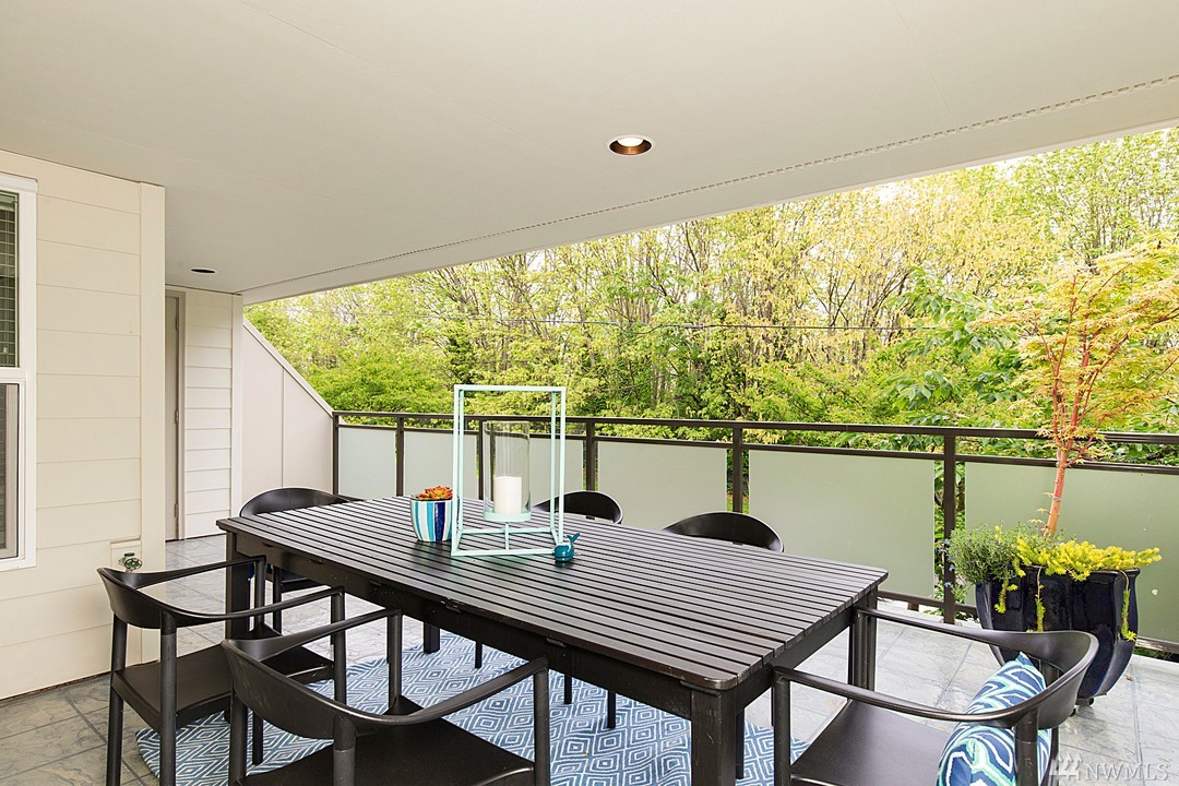 2334 Thorndyke Ave W Unit 101 Unit 101 Seattle WA 98199